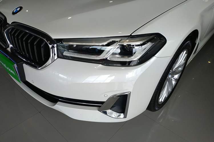 Used BMW 5 Series 2022 Restyled 525Li Luxury Package