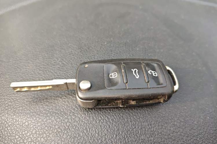 Used Volkswagen Polo 2014 1.6L Manual Comfort Edition