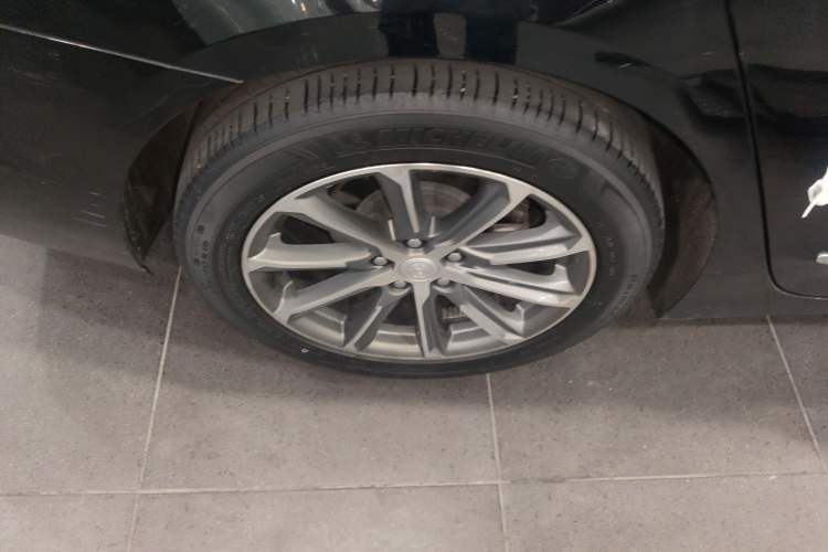 Used Buick LaCrosse 2022 652T Luxury Version Exterior 5