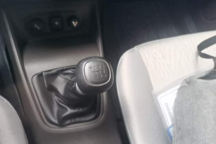 Used Wuling Hongguang 2021 1.5L Revised S Base Version with Electric Power Steering LAR