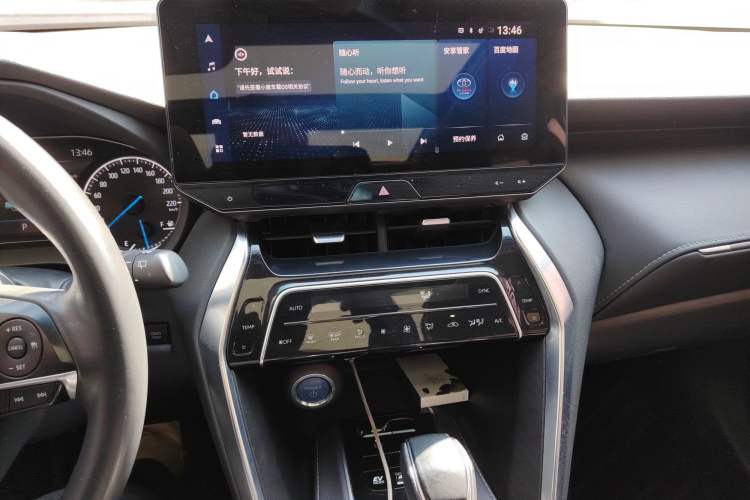 Used Toyota Harrier 2022 Dual-Engine 2.5L CVT Four-Wheel Drive Luxury Edition Audio And AC Panel