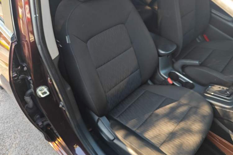 Used Kia K3 2013 1.6L Automatic GL
