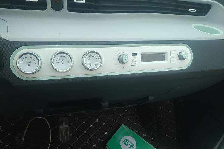 Used Wuling Hongguang MINIEV 2021 Macaron Fashion Model Lithium Iron Phosphate