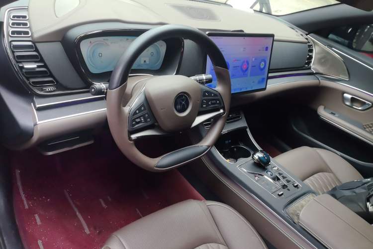 Used BYD Han 2023 DM-i Champion Edition 121KM Prestige Model
