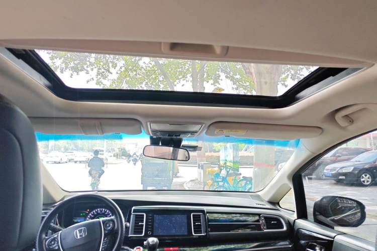 Used Honda Elysion 2019 2.0L Hybrid Supreme Edition Headliner