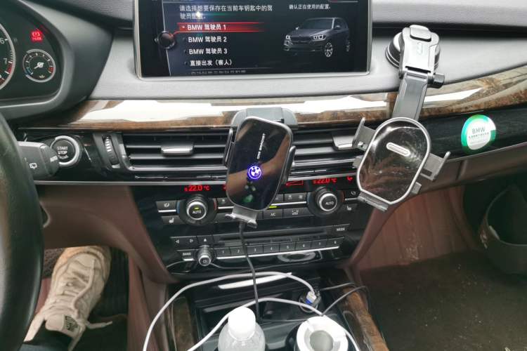 Used BMW X5 2017 xDrive28i Audio And AC Panel