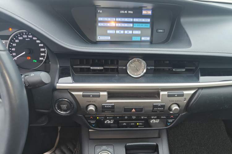 Used Lexus ES 2014 250 Elite Edition Audio And AC Panel