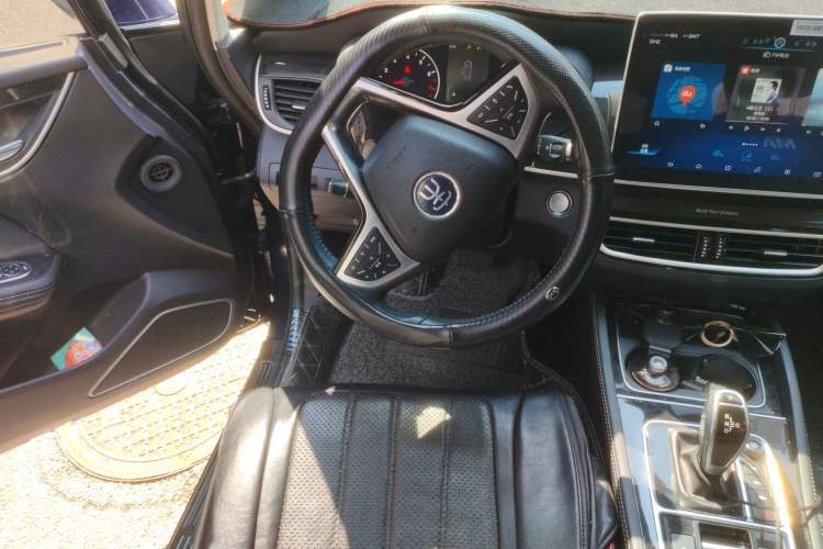 Used BYD Song MAX 2019 1.5T Automatic Smart Connect ZhiLian RuiDong Model 7 Seats China V Emission Standard