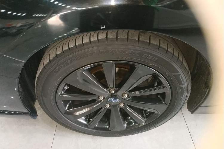 Used Subaru Legacy 2020 Restyled 2.5i Glory Limited Edition EyeSight Left Front Wheel Hub