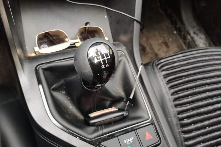 Used Roewe i5 2026 Model 1.5L Manual Comfort Version