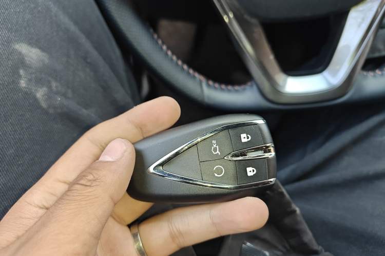 Used CHANGAN OSHAN X5 2022 Sport Edition 1.5T DCT Hurricane Sonic
