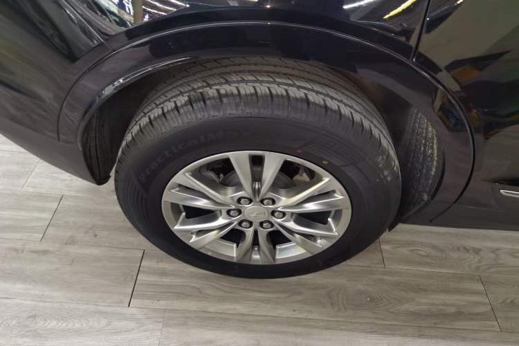 Used Cadillac XT5 2021 28T Luxury Model

