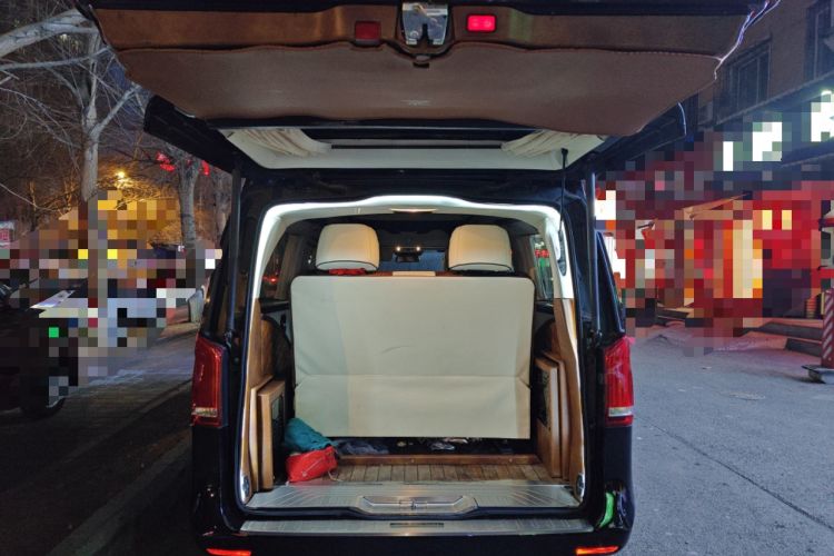 Used Xinkai V-Class 2017 Zhunyue V 260 L High-Roof Model Trunk