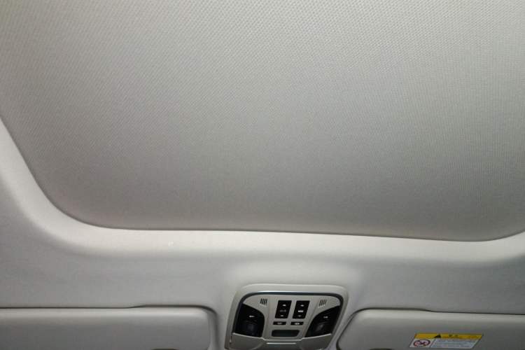 Used Haval F7 2019 2.0T Two-Wheel Drive i-Van China V standard
