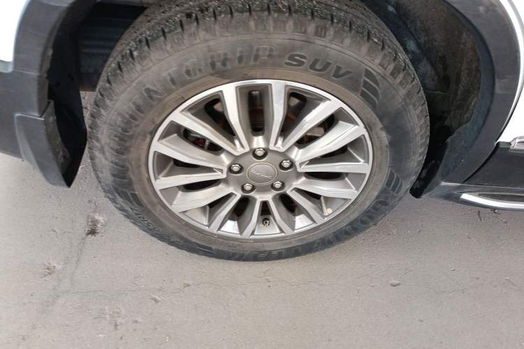 Used Haval H6 2015 Sport Edition 1.5T Automatic Two-Wheel Drive Luxury Model
