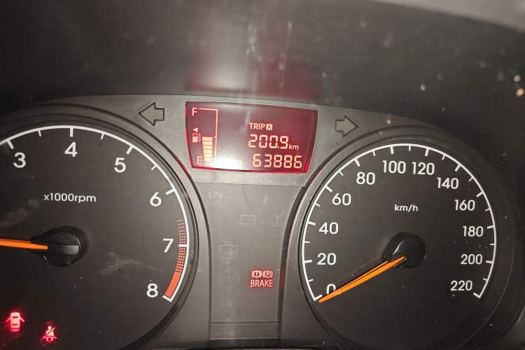 Used Hyundai Verna (older generation) 2016 1.4L Manual Smart GLS Trim