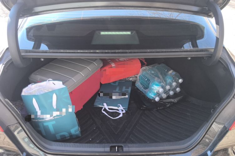 Used Toyota Camry 2019 Revised Version 2.0G Luxury Edition Trunk