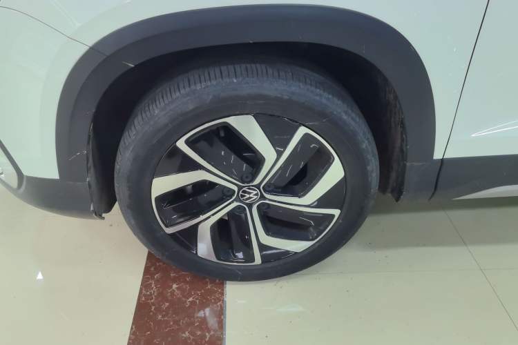 Used Volkswagen Tharu 2023 300TSI Two-Wheel-Drive Full Moon Edition Exterior 4