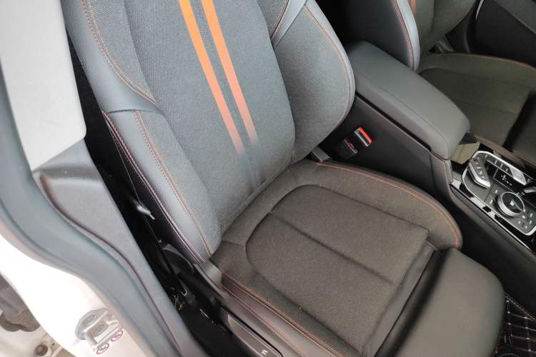 Used BMW 2 Series 2023 225i Four-Door Coupe M Sport Package Right Front Seat