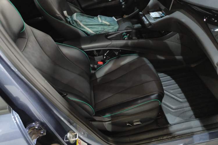 Used BYD Dolphin 2023 500 000th Anniversary Edition Plus