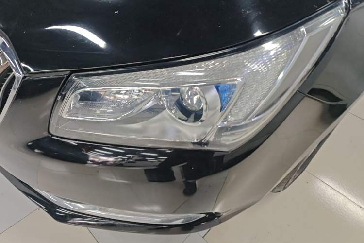 Used Buick LaCrosse 2013 2.4L SIDI Leading Comfort Version
