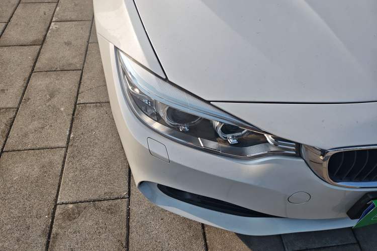 Used BMW 4 Series 2016 420i Convertible Fashion Model
