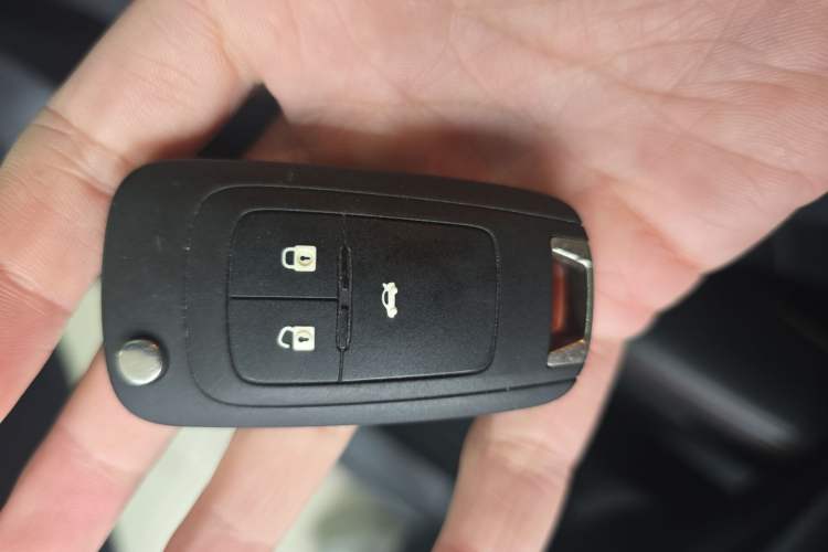 Used Chevrolet Monza 2020 Light Hybrid RS 330T Automatic Comfort Edition