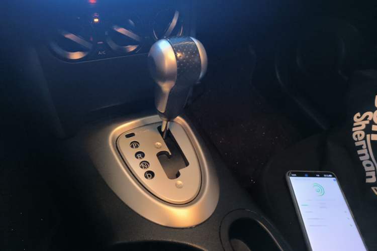 Used Nissan Qashqai 2015 2.0 XL Coolfire CVT 2WD