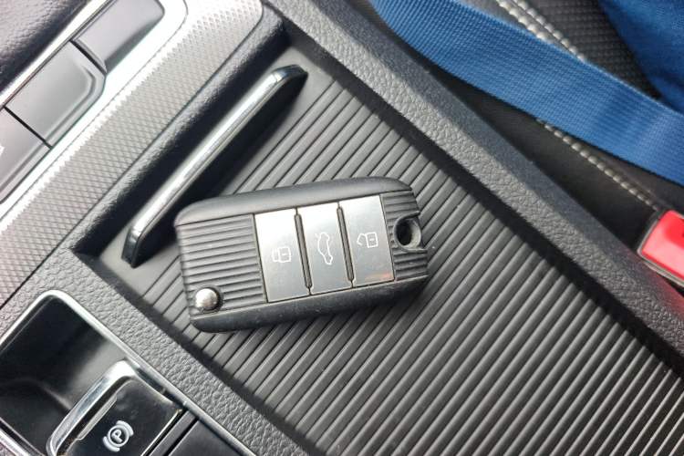 Used Roewe RX5 2020 20T Automatic 4G Connected Million Edition