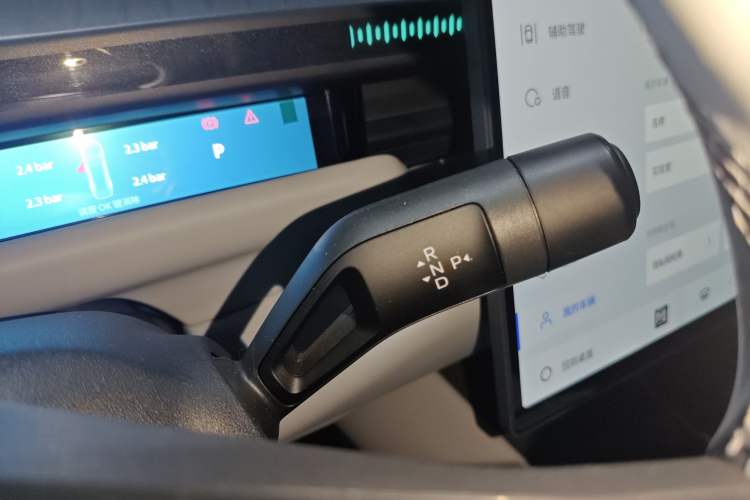 Used Lynk & Co Z10 2025 95 kWh 702 km All-Wheel Drive Intelligent Driving Ultra