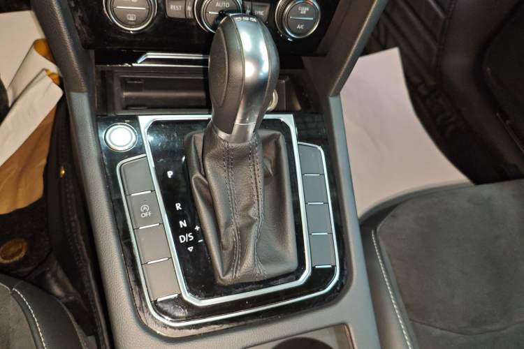 Used Volkswagen FAW-Volkswagen CC 2019 330TSI Huayan Edition China VI
