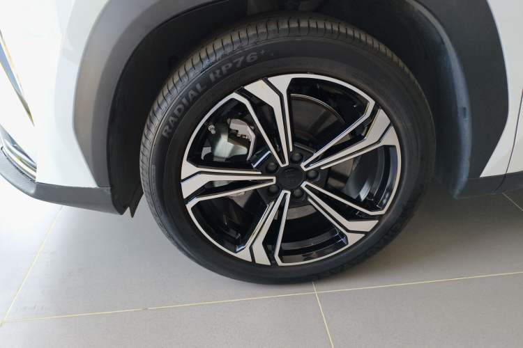 Used Geely Galaxy L7 2025 EM-i 115km Exploration+ Edition
