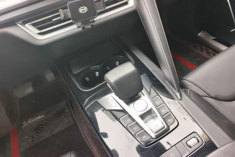 Used BYD Song Pro 2019 1.5T Automatic Luxury Model Gear Lever