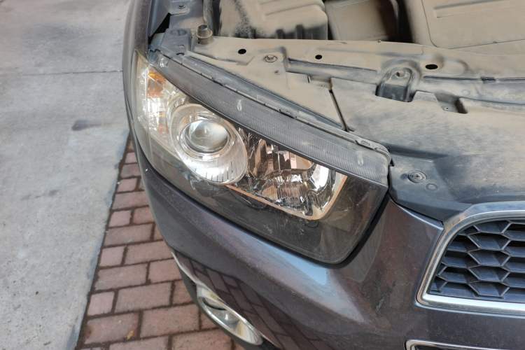 Used Chevrolet Captiva 2012 2.4L 4x4 Flagship Edition 7 Seats