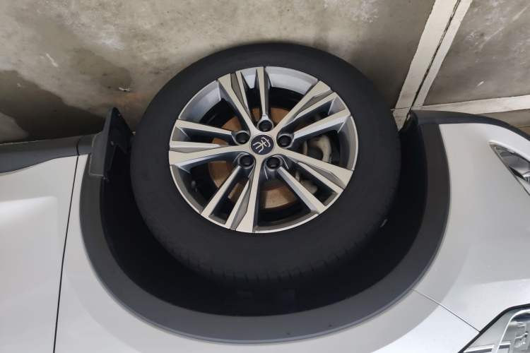 Used BYD Song Pro 2019 1.5T Automatic Luxury Model Left Front Wheel Hub