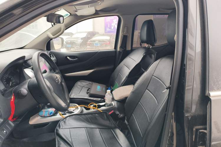 Used Nissan Navara 2017 2.5L Automatic 4x4 Luxury Edition QR25