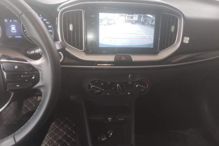 Used Kia kx1 Stonic 2021 1.4L Automatic Fun Edition