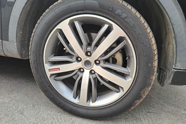 Used Haval H6 2017 Red Label 2.0T Automatic Two-Wheel Drive ZhiShang Model