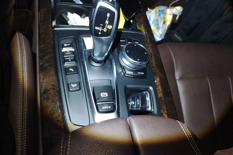 Used BMW X5 2018 xDrive28i
