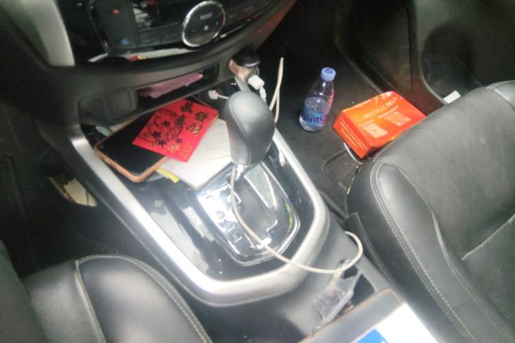 Used Nissan Terra 2020 2.5L XL Upper Automatic Two-Wheel Drive Luxury Edition Gear Lever