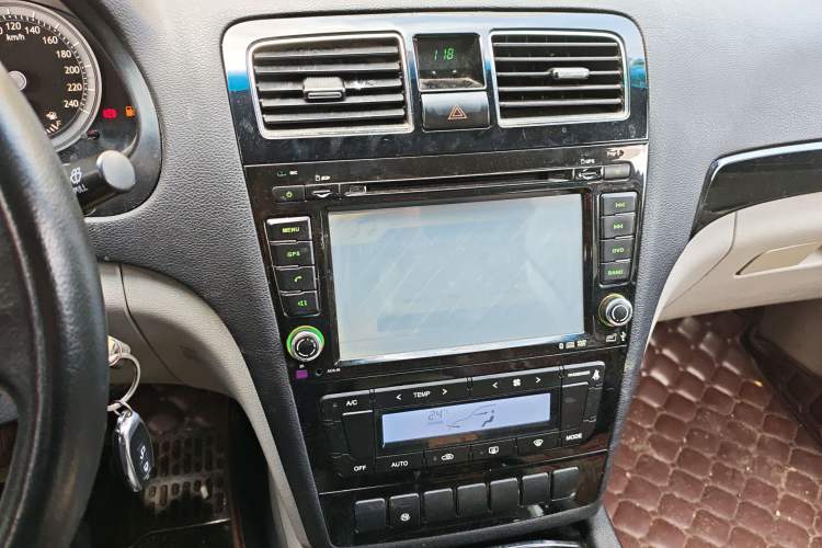 Used Geely Auto EC8 2013 2.0L Automatic Elite Model