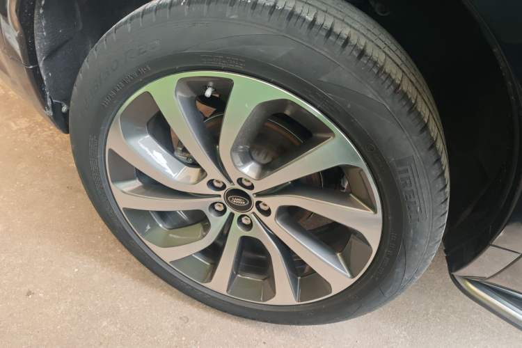 Used Land Rover Discovery Sport 2021 249 PS R-Dynamic S Performance Edition