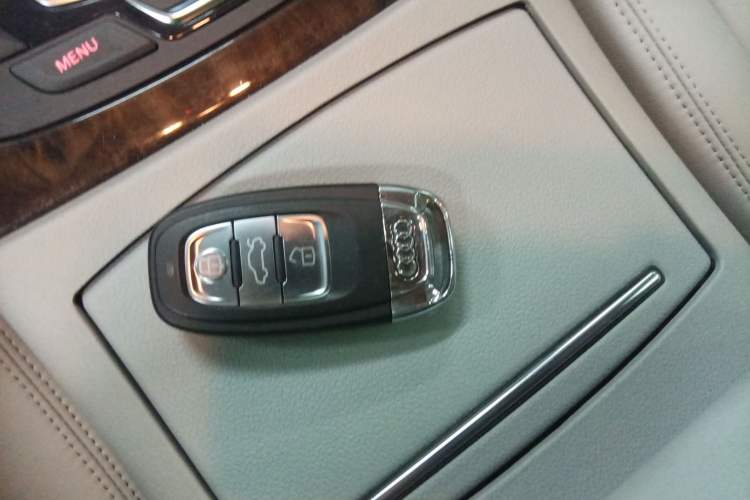 Used Audi A6L 2014 TFSI Standard Model
