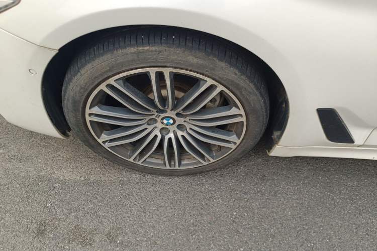 Used BMW 5 Series 2018 Restyled 530Li Luxury Edition M Sport Package
