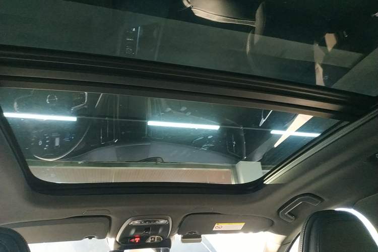 Used Volvo XC60 New Energy 2021 T8 E-Drive Hybrid Smart & Dynamic Edition