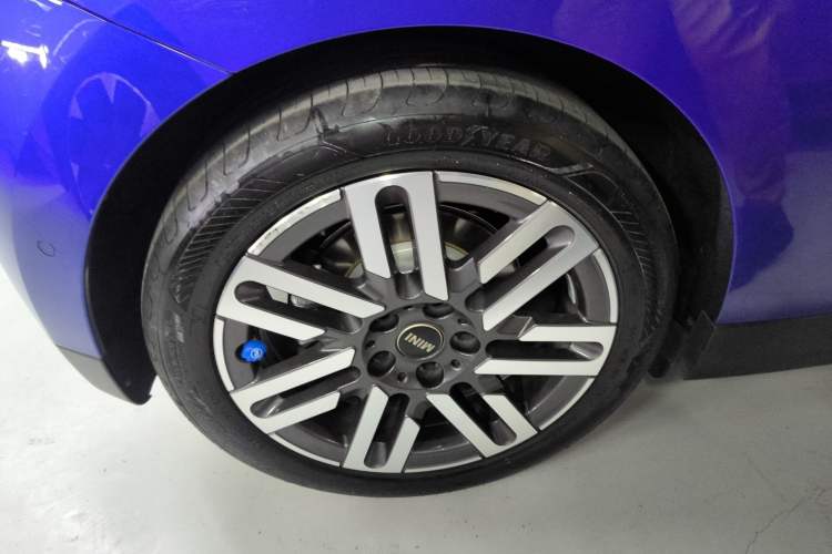 Used MINI Electric COOPER 2024 456km COOPER E Classic Edition Exterior 5