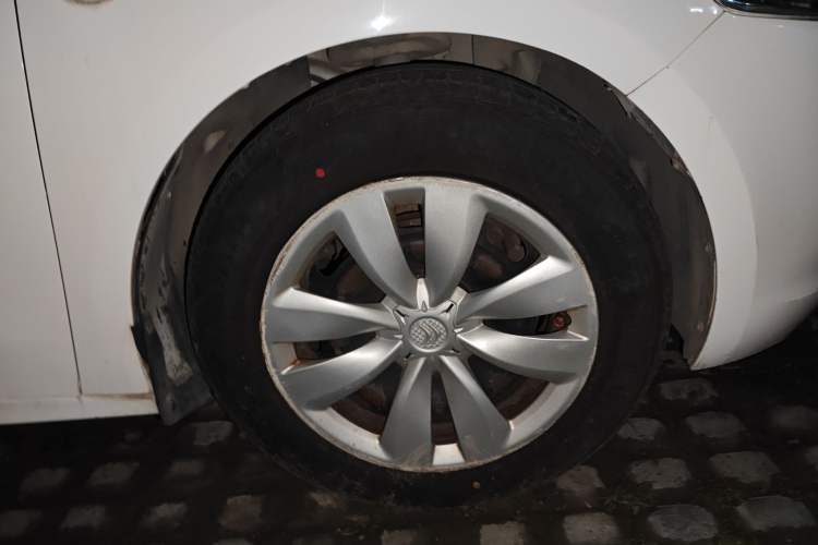 Used Citroen Elysee 2015 Qishang Edition 1.6L Automatic Fashion Model
