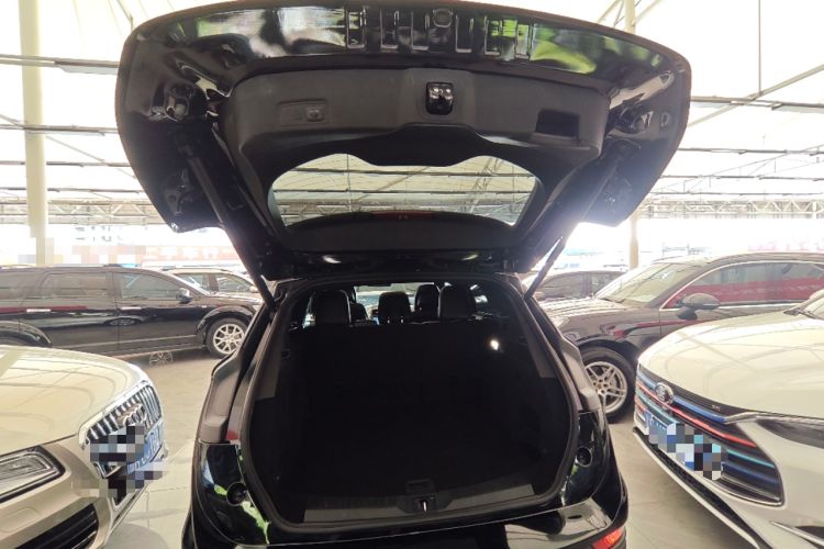 Used Lincoln MKC 2017 2.0T Two-Wheel Drive Deluxe Edition