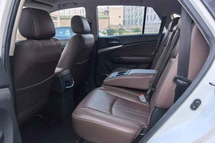 Used BYD S7 2016 1.5T Manual Luxury Edition