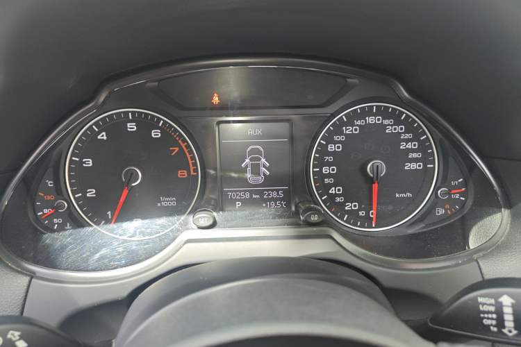 Used Audi Q5 2015 40 TFSI Technology Edition
